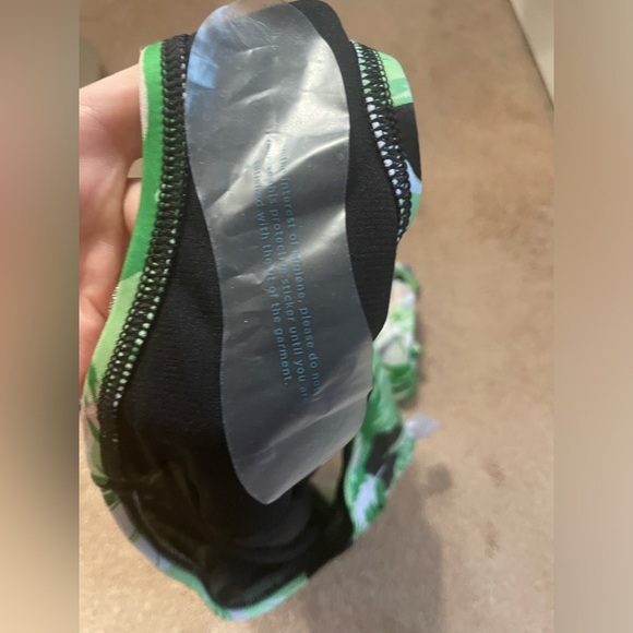 Lane Bryant cacique swim - Picture 3 of 10